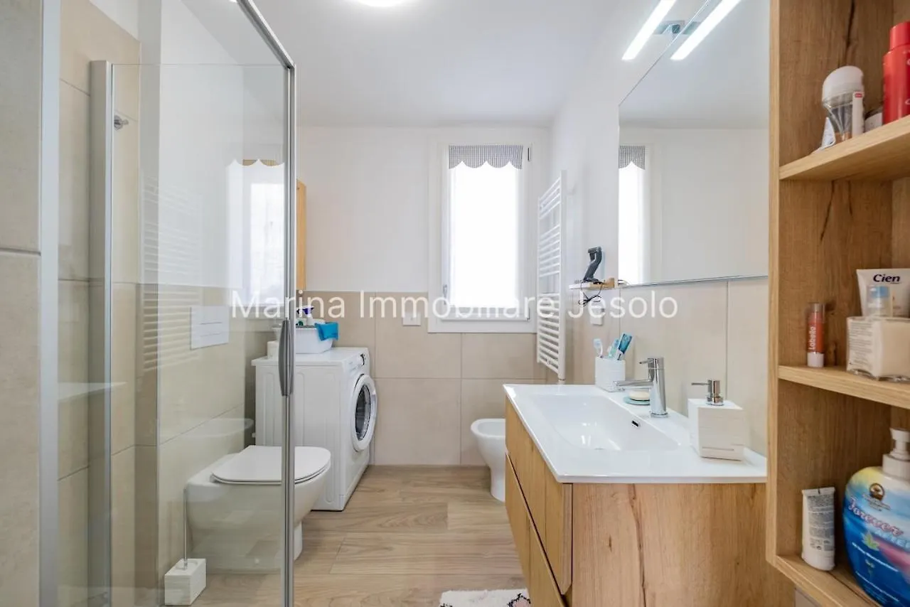 Salis Daire Lido di Jesolo 0*,  İtalya